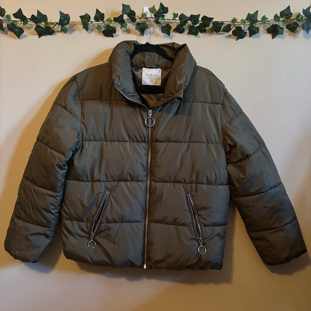 Altar'd State Medium Women's Green O-Ring Puffer Jacket